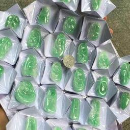 吃瓜揭阳翡翠,吃瓜群众眼中的翡翠传奇