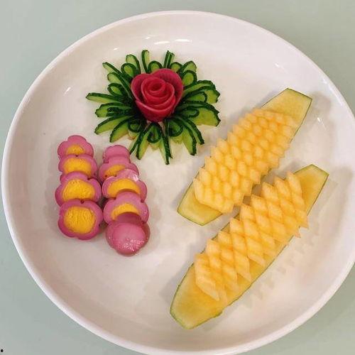 吃蜜瓜的仪式感