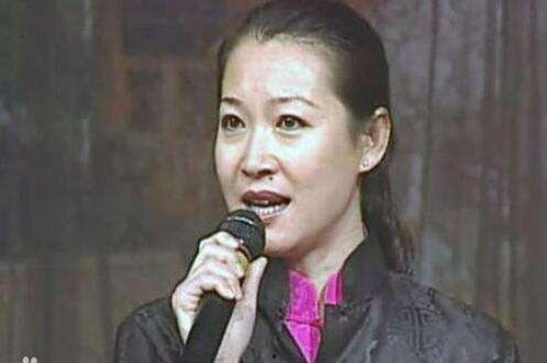 吃瓜课代表赵本山,吃瓜课代表教你轻松吃瓜